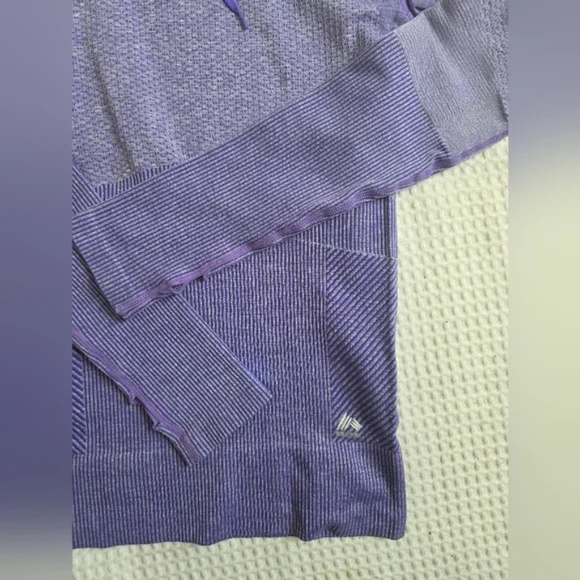 RBX Pullover - Picture 10 of 14